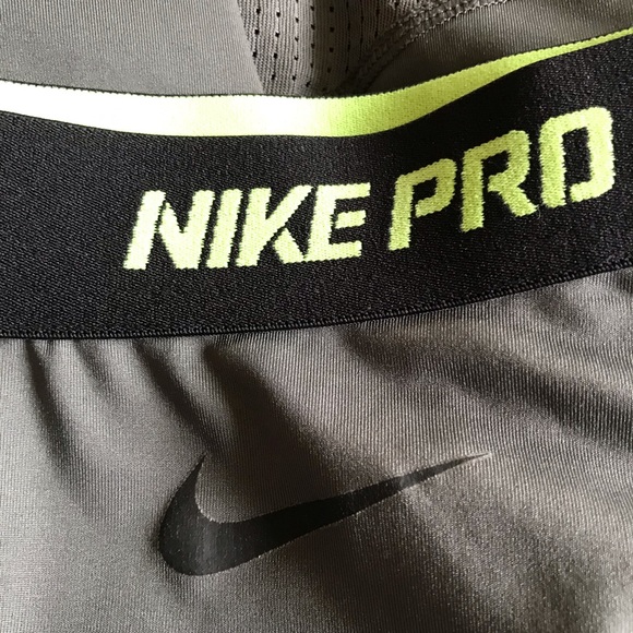 Nike Pro Mid Calf Leggings M - Picture 4 of 5